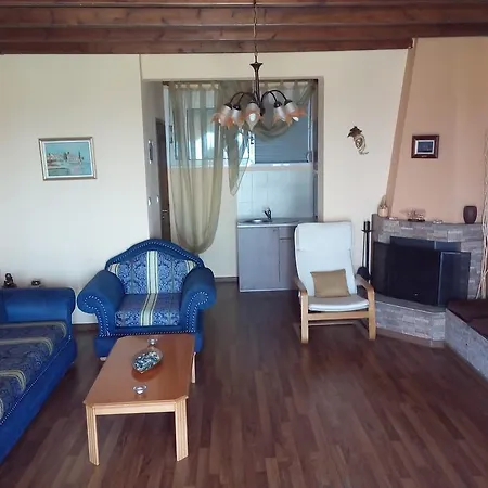 Thalassa Maisonette