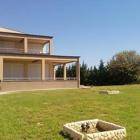 Thalassa Maisonette Holiday home *